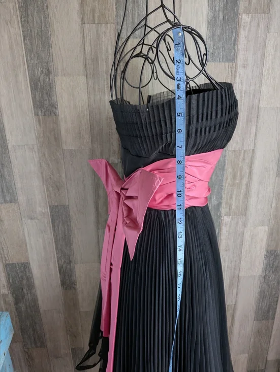 Betsey Johnson Special Occasion Dress - Picture 12 of 16